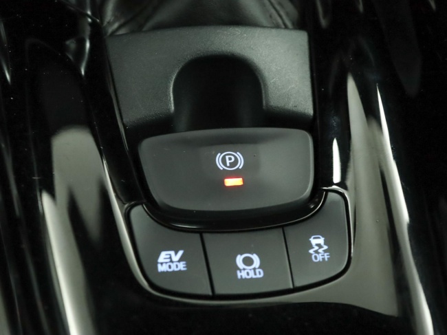 Toyota C-HR - 1.8 Hybrid Executive