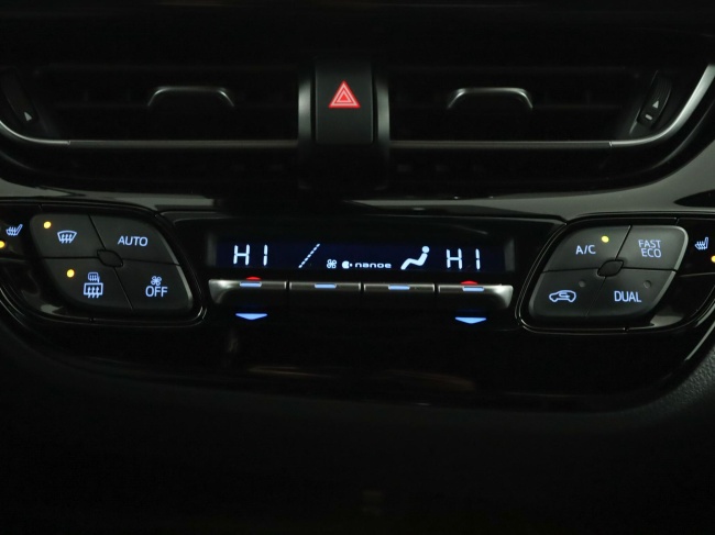 Toyota C-HR - 1.8 Hybrid Executive