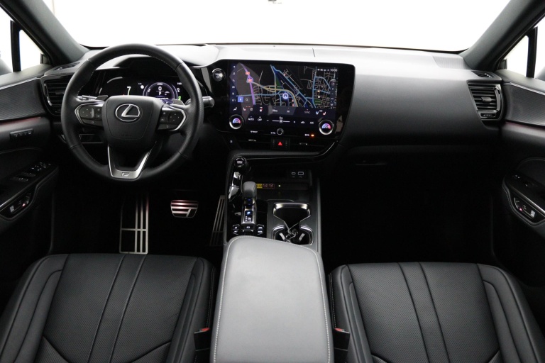 Lexus NX - 450h+ AWD F SPORT Line 4