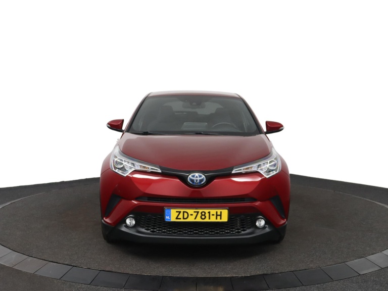 Toyota C-HR - 1.8 Hybrid Business Intro 16
