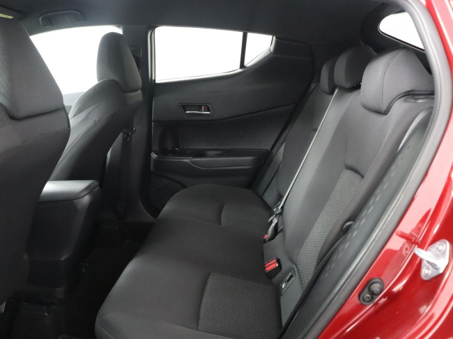 Toyota C-HR - 1.8 Hybrid Business Intro