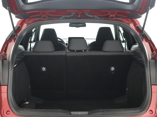 Toyota C-HR - 1.8 Hybrid Business Intro