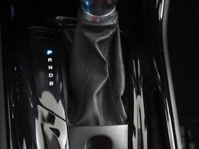 Toyota C-HR - 1.8 Hybrid Business Intro