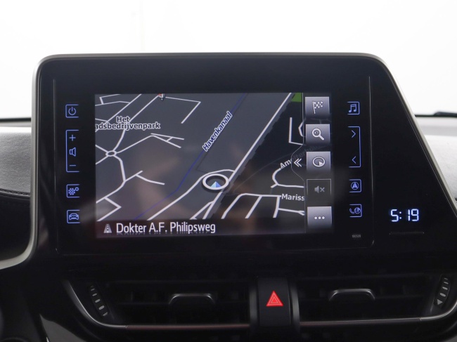 Toyota C-HR - 1.8 Hybrid Business Intro