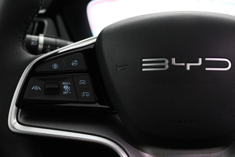 BYD SEAL U - 1.5 DM-i FWD Boost 16