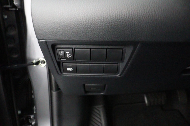 Toyota Yaris - 1.5 Hybrid 115 Active 29