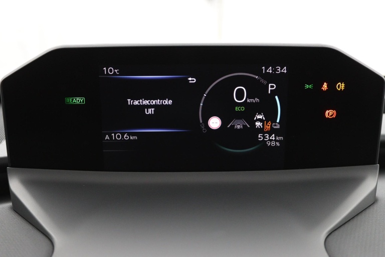 Toyota bZ4X - Executive 73 kWh 6