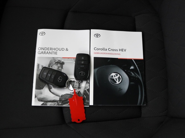 Toyota Corolla Cross - Hybrid 140 Style