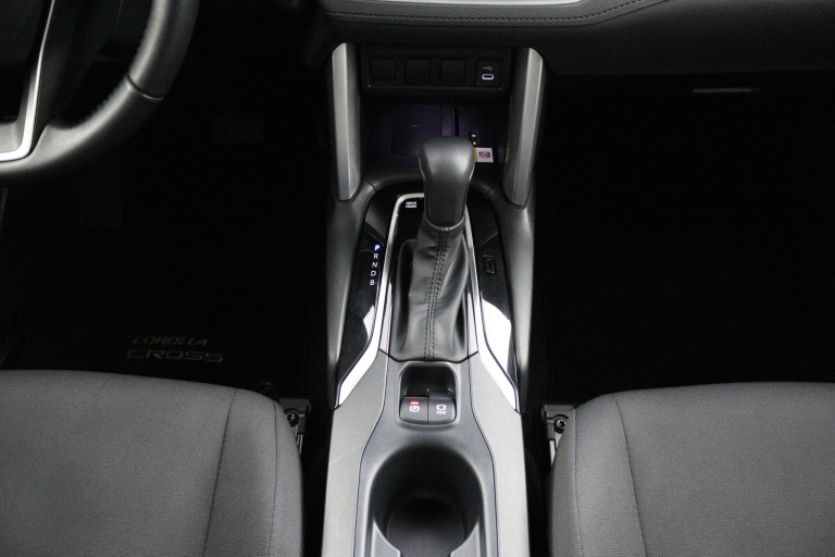 Toyota Corolla Cross - Hybrid 140 Style 27