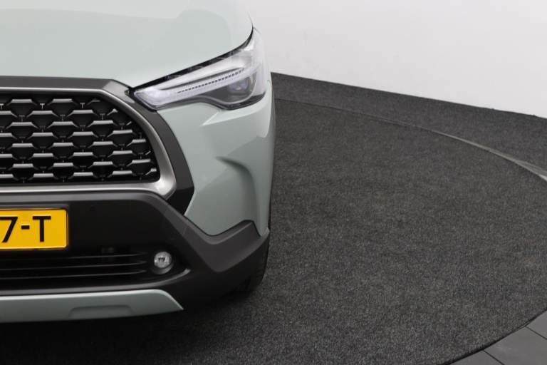 Toyota Corolla Cross - Hybrid 140 Style 38