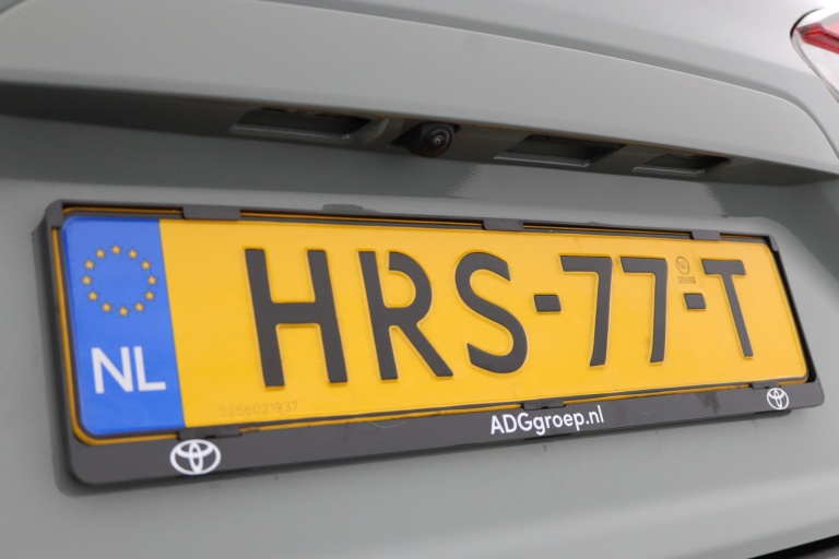 Toyota Corolla Cross - Hybrid 140 Style 42