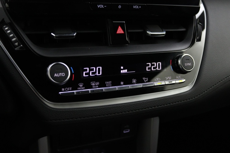 Toyota Corolla Cross - Hybrid 140 Style 7