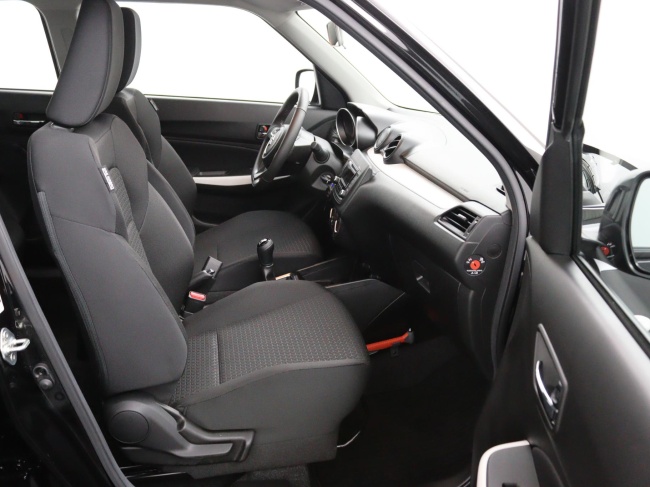 Suzuki Swift - 1.2 Comfort Smart Hybrid