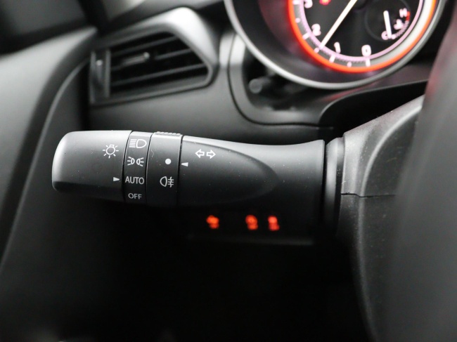 Suzuki Swift - 1.2 Comfort Smart Hybrid