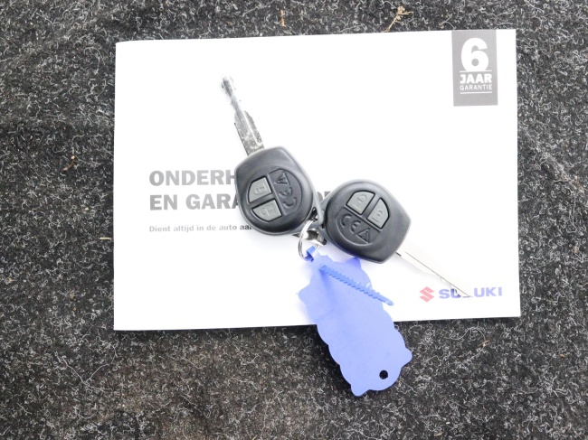 Suzuki Swift - 1.2 Comfort Smart Hybrid