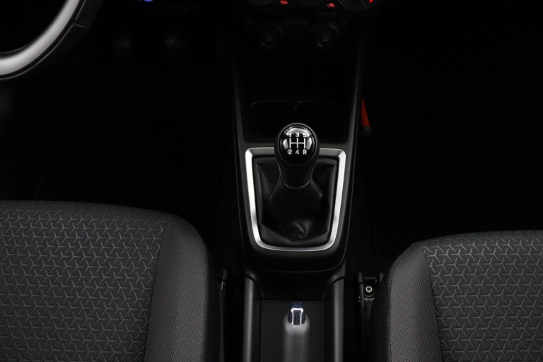 Suzuki Swift - 1.2 Comfort Smart Hybrid 21