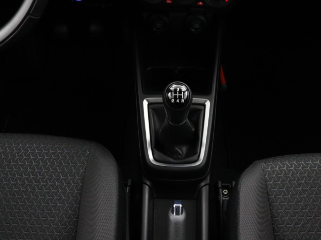 Suzuki Swift - 1.2 Comfort Smart Hybrid