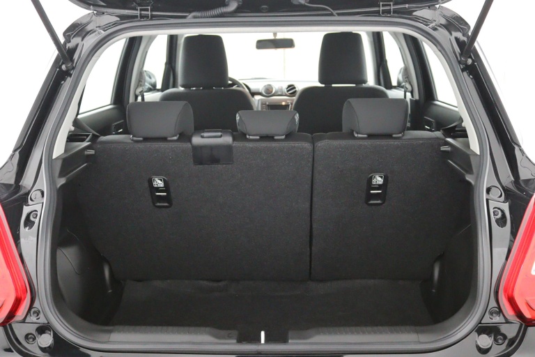 Suzuki Swift - 1.2 Comfort Smart Hybrid 24