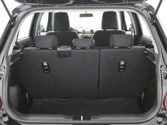 Suzuki Swift - 1.2 Comfort Smart Hybrid