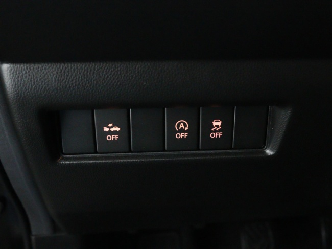 Suzuki Swift - 1.2 Comfort Smart Hybrid