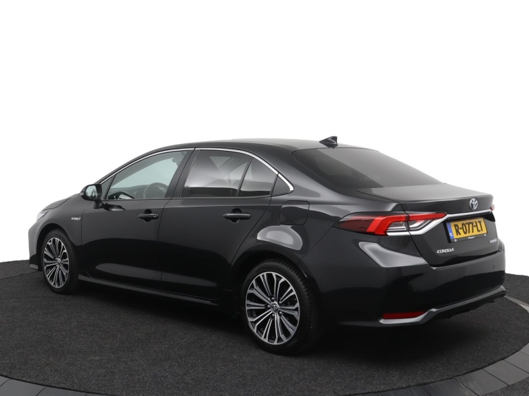 Toyota Corolla - 1.8 Hybrid Dynamic 12