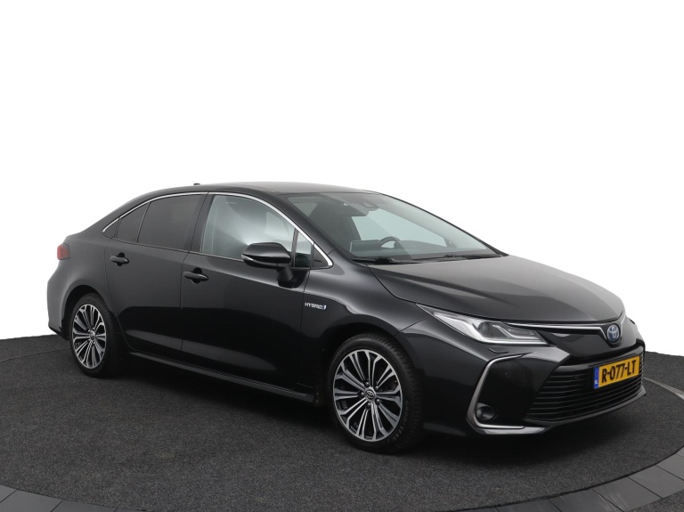 Toyota Corolla - 1.8 Hybrid Dynamic 14