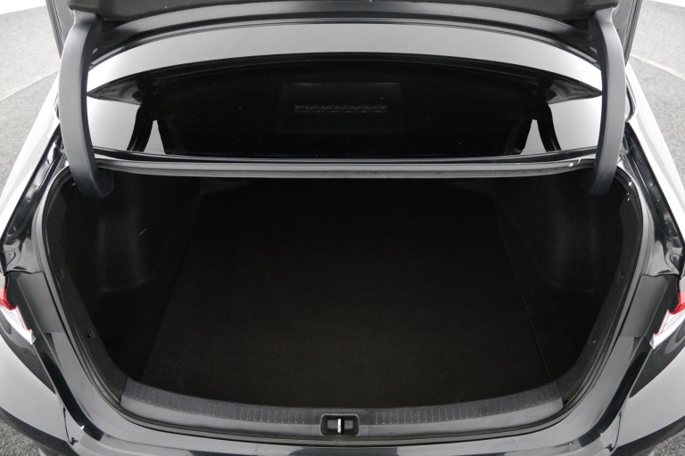 Toyota Corolla - 1.8 Hybrid Dynamic 23