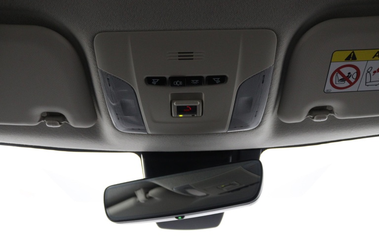 Toyota Corolla - 1.8 Hybrid Dynamic 29