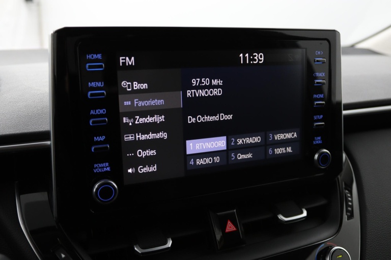 Toyota Corolla - 1.8 Hybrid Dynamic 39