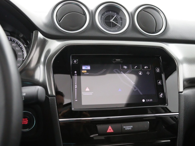 Suzuki Vitara - 1.4 Boosterjet Style Smart Hybrid