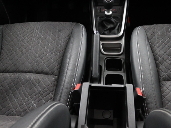 Suzuki Vitara - 1.4 Boosterjet Style Smart Hybrid