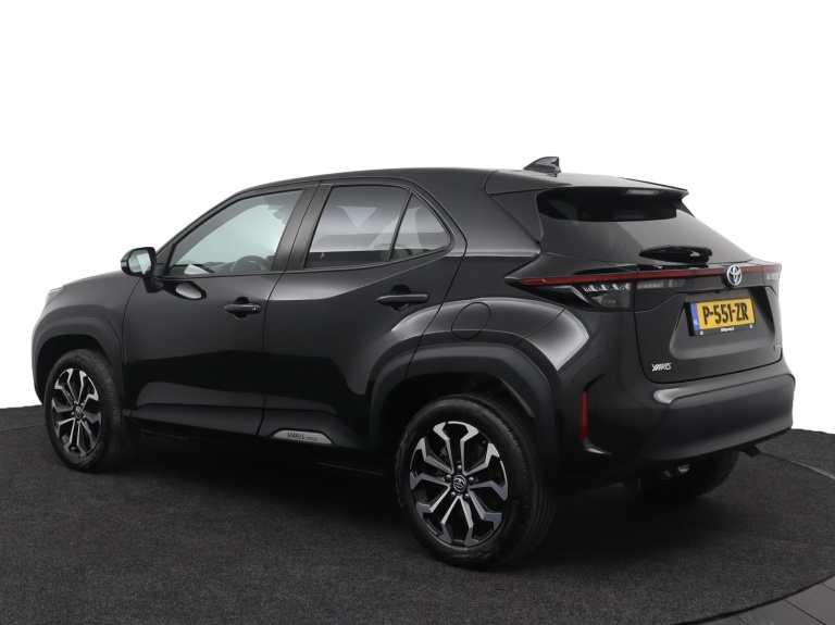 Toyota Yaris Cross - 1.5 Hybrid Dynamic plus 12