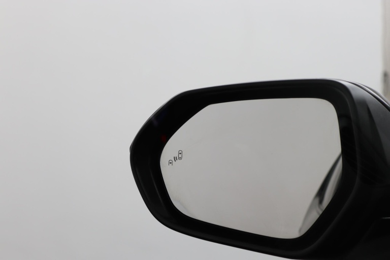 Toyota Yaris Cross - 1.5 Hybrid Dynamic plus 48