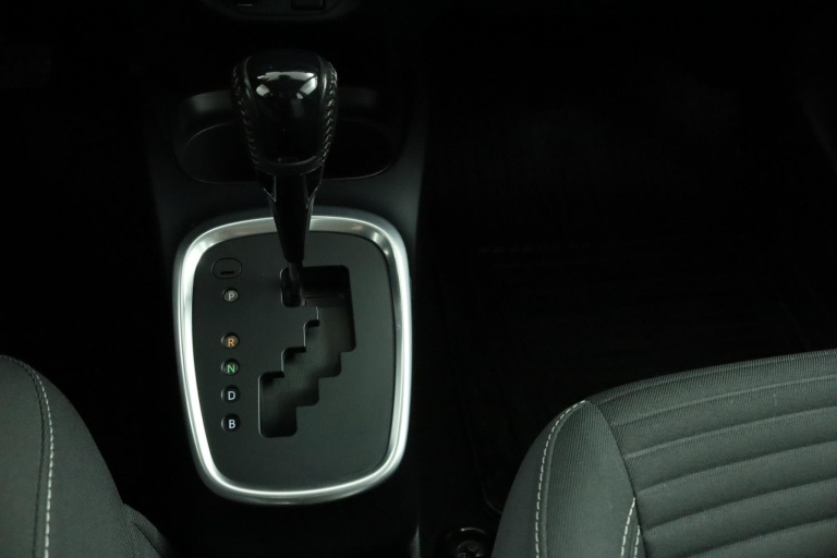 Toyota Yaris - 1.5 Hybrid Active 27