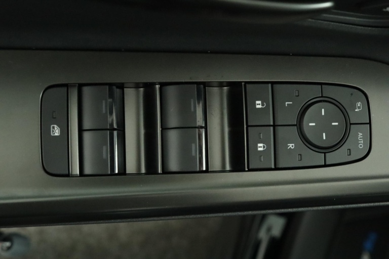 Toyota bZ4X - Executive 73 kWh 28