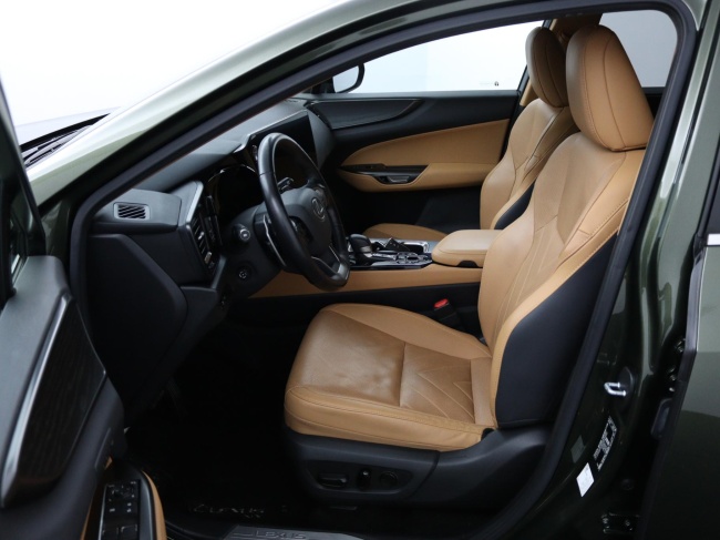 Lexus NX - 450h+ AWD Executive Line