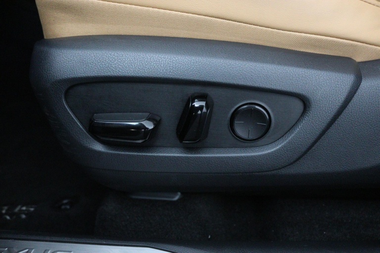 Lexus NX - 450h+ AWD Executive Line 39