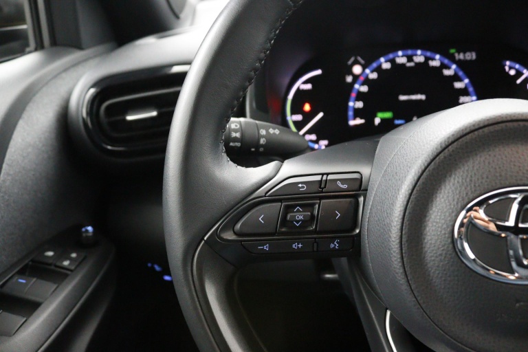 Toyota Yaris Cross - 1.5 Hybrid First Edition 18