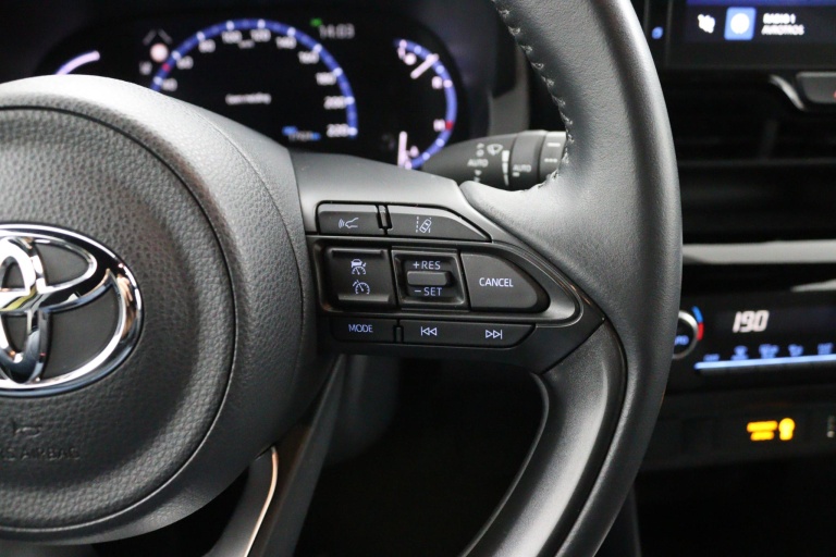 Toyota Yaris Cross - 1.5 Hybrid First Edition 19