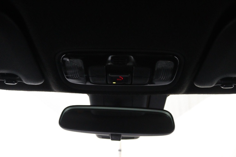 Toyota Yaris Cross - 1.5 Hybrid First Edition 32