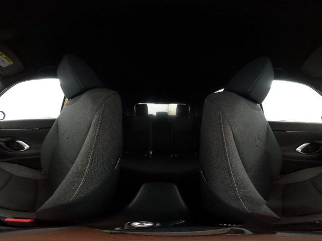 Toyota Yaris Cross - 1.5 Hybrid First Edition