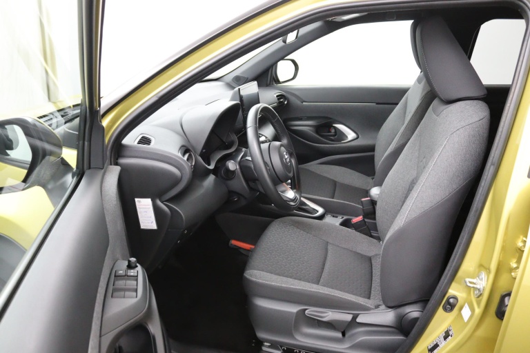 Toyota Yaris Cross - 1.5 Hybrid First Edition 9