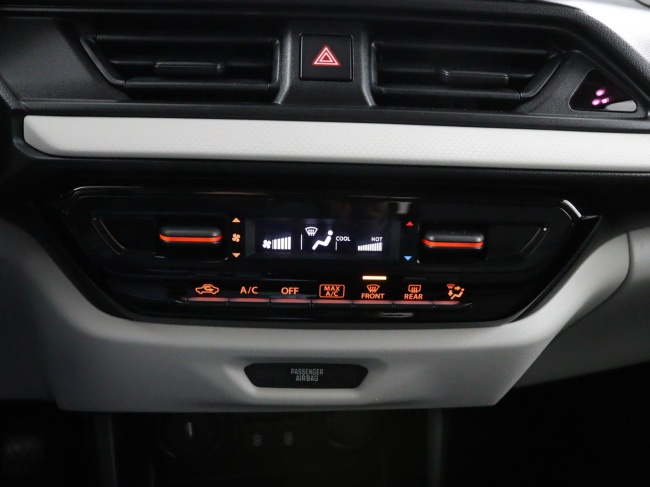 Suzuki Swift - 1.2 Select Smart Hybrid