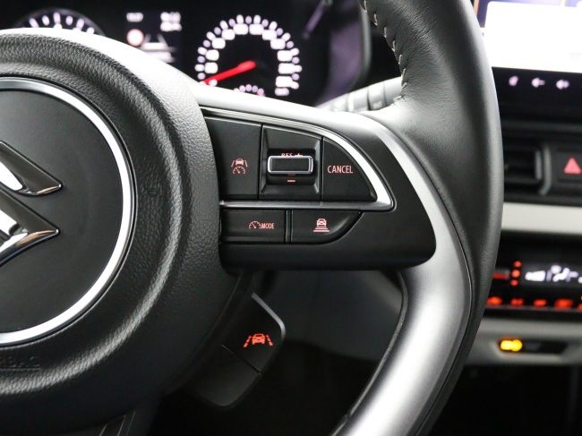 Suzuki Swift - 1.2 Select Smart Hybrid