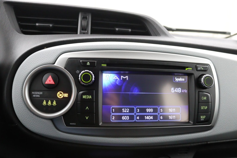 Toyota Yaris - 1.5 Full Hybrid Aspiration 15