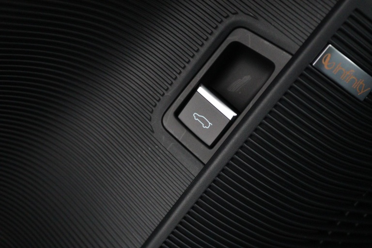 BYD SEAL U - 1.5 DM-i FWD Boost 25