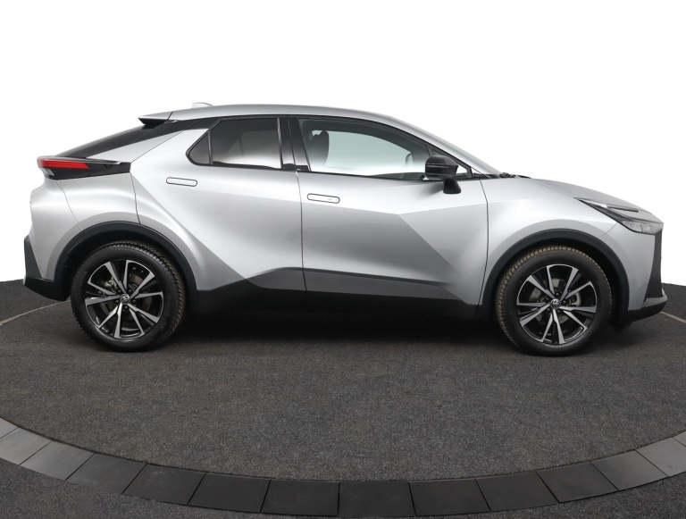 Toyota C-HR - 1.8 Hybrid 140 Dynamic 13