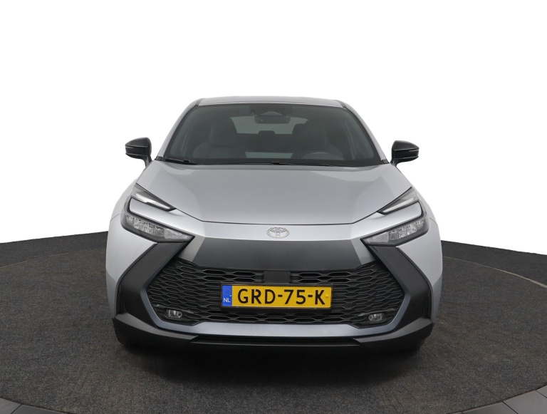 Toyota C-HR - 1.8 Hybrid 140 Dynamic 16