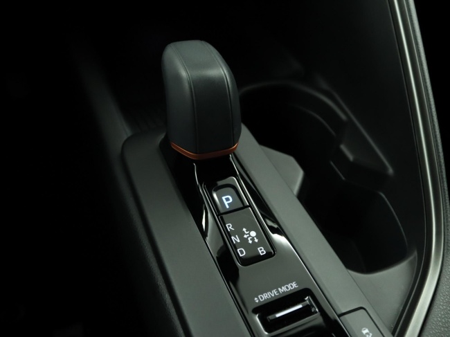 Toyota C-HR - 1.8 Hybrid 140 Dynamic