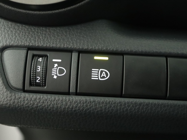 Toyota C-HR - 1.8 Hybrid 140 Dynamic